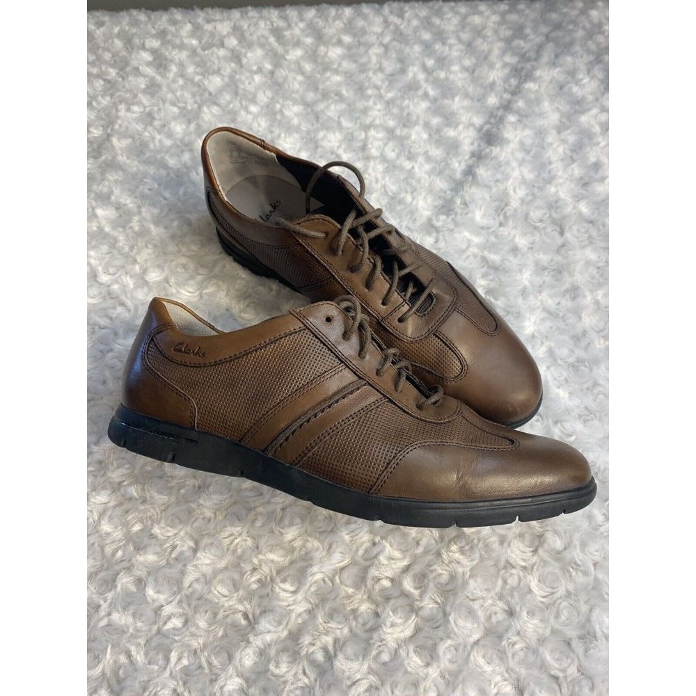 Clark’s men brown Tie oxford shoe size 9 Extra Lite Sole Comfort - Picture 3 of 10